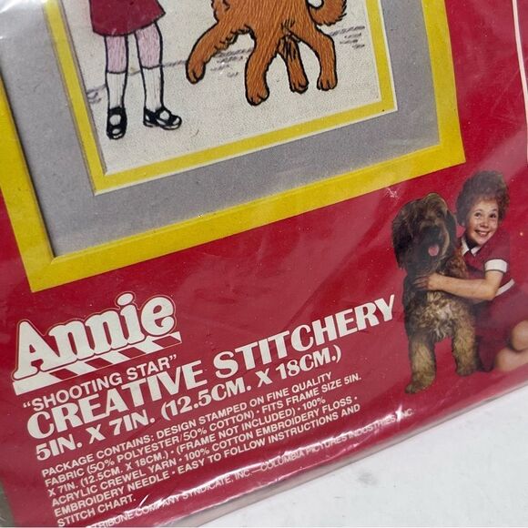 1982 Vogart Crafts Annie Shooting Star Creative Stitchery Kit NEW in packaging - Picture 3 of 5